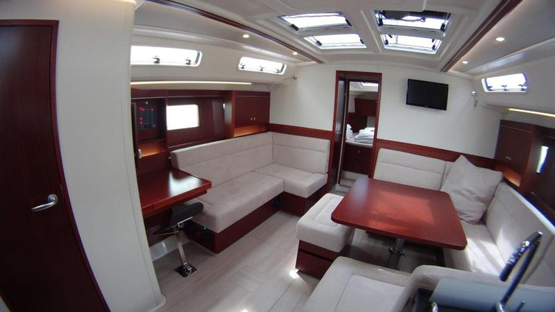 Book yachts online - sailboat - Hanse 455 - Beata - rent