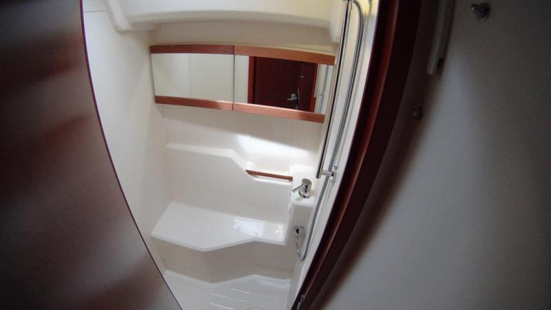 Book yachts online - sailboat - Hanse 455 - Beata - rent