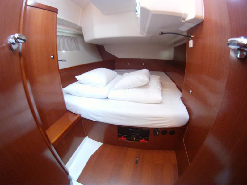 Book yachts online - sailboat - Oceanis 45 - Mediterraneo I - rent
