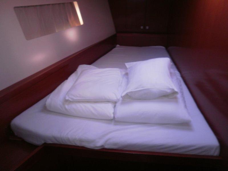 Book yachts online - sailboat - Oceanis 45 - Ponente - rent