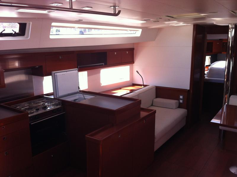 Book yachts online - sailboat - Oceanis 55 - Freedom2020 (skippered) - rent