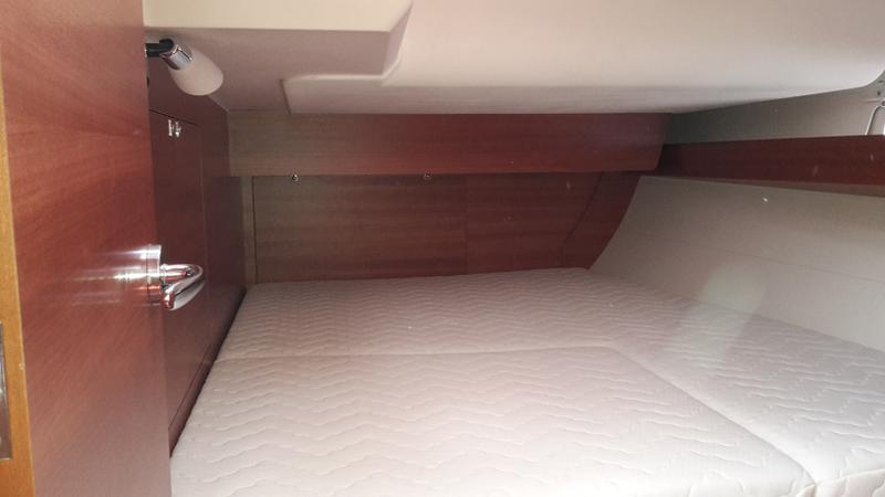 Book yachts online - sailboat - Dufour 460 Grand Large - Lunga - rent