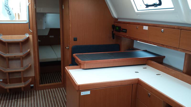 Book yachts online - sailboat - Bavaria Cruiser51 - Fenoliga - rent