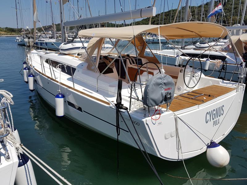 Book yachts online - sailboat - Dufour 460 Grand Large - Cygnus - rent