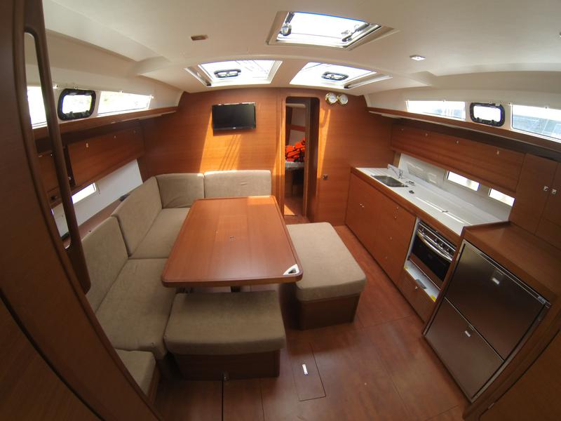 Book yachts online - sailboat - Dufour 460 Grand Large - Olipa - rent
