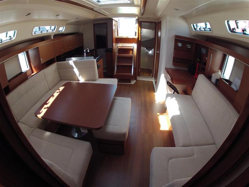 Book yachts online - sailboat - Hanse 445 - Silba I - rent