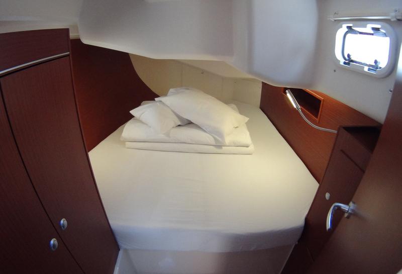 Book yachts online - sailboat - Hanse 455 - Vitae - rent