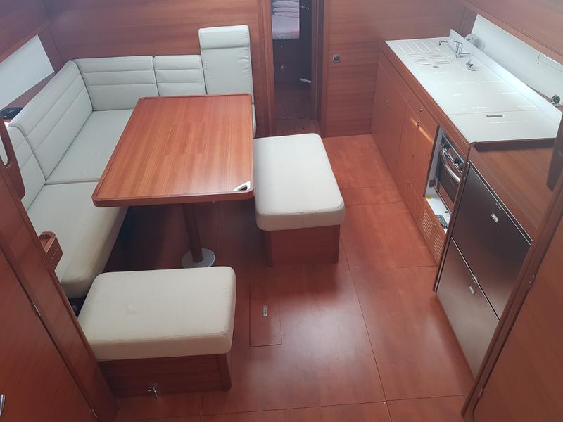 Book yachts online - sailboat - Dufour 460 Grand Large - Arta - rent