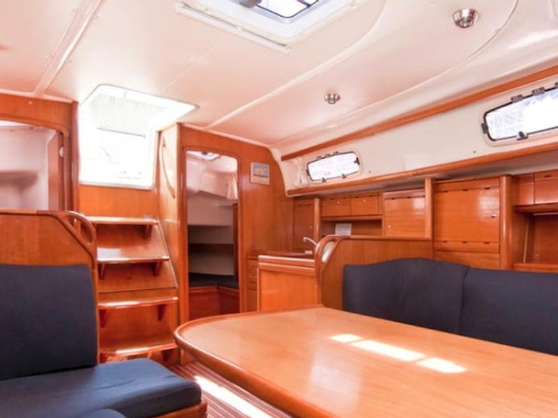 Book yachts online - sailboat - Bavaria 37 - Alexandros 1 - rent