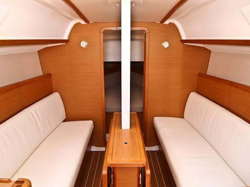 Book yachts online - sailboat - Sun Odyssey 33i - Garmenjack - rent