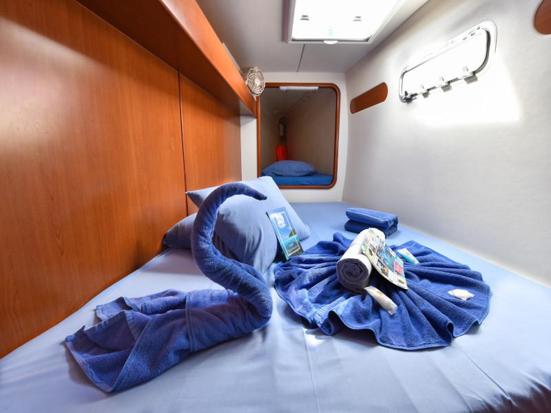 Book yachts online - catamaran - Leopard 40 - Seamone - rent