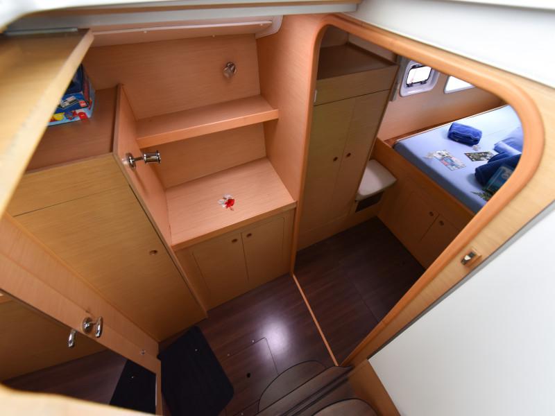 Book yachts online - catamaran - Lagoon 380 - Magikal - rent
