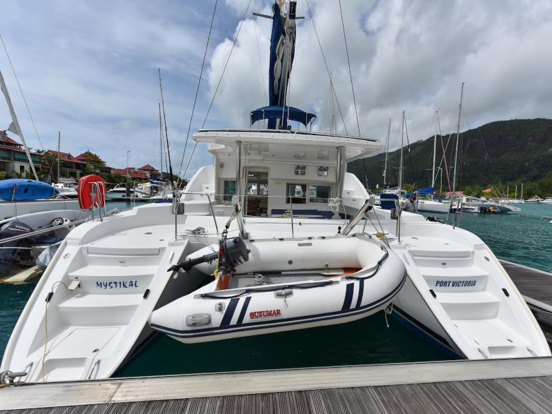 Book yachts online - catamaran - Lagoon 440 - Mystikal - rent