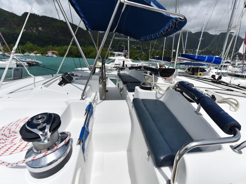 Book yachts online - catamaran - Lagoon 440 - Mystikal - rent