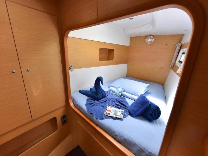 Book yachts online - catamaran - Lagoon 440 - Mystikal - rent