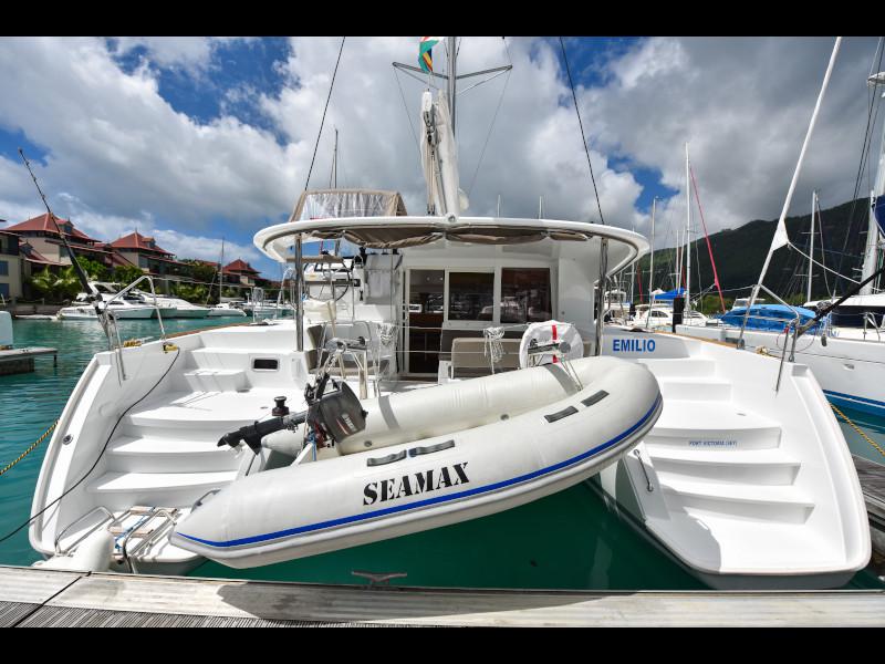 Book yachts online - catamaran - Lagoon 400 - Emilio - rent