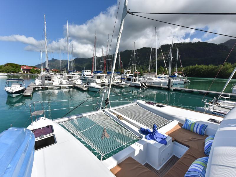 Book yachts online - catamaran - Lagoon 450 - Muzikal - rent
