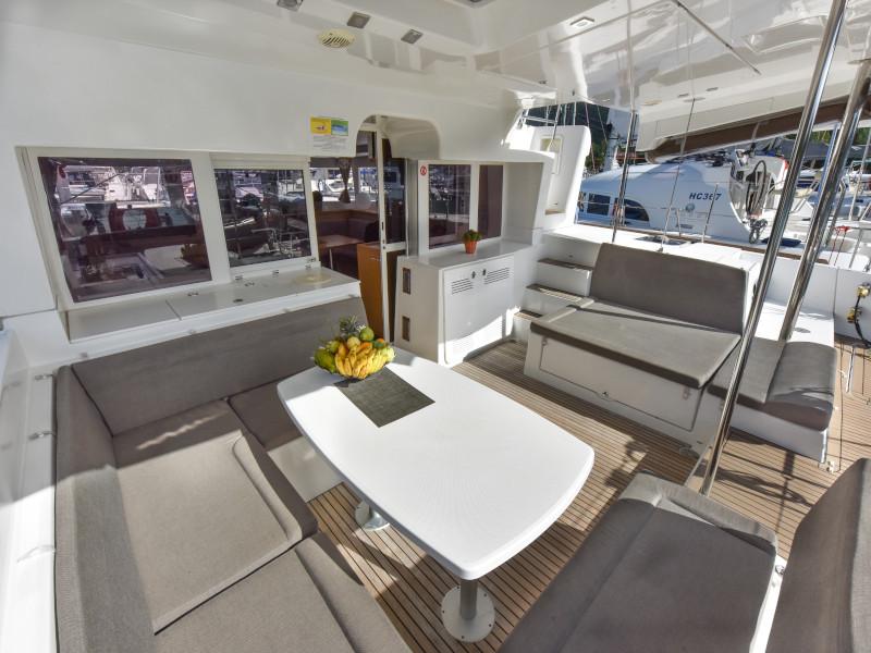 Book yachts online - catamaran - Lagoon 450 - Muzikal - rent