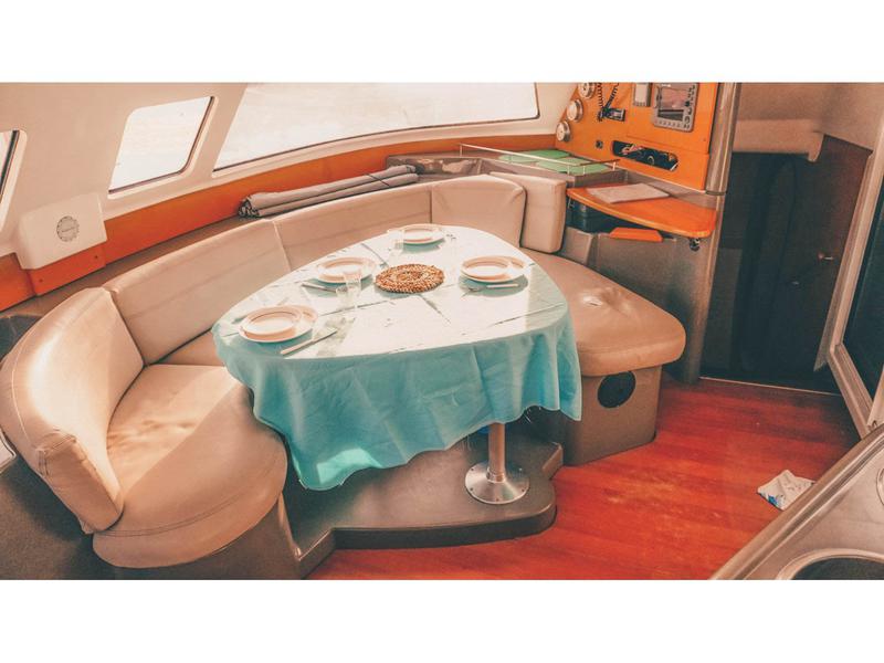Book yachts online - catamaran - Lavezzi 40 - ILOI - rent