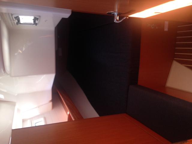 Book yachts online - sailboat - Bavaria Cruiser 34 - Vid - rent