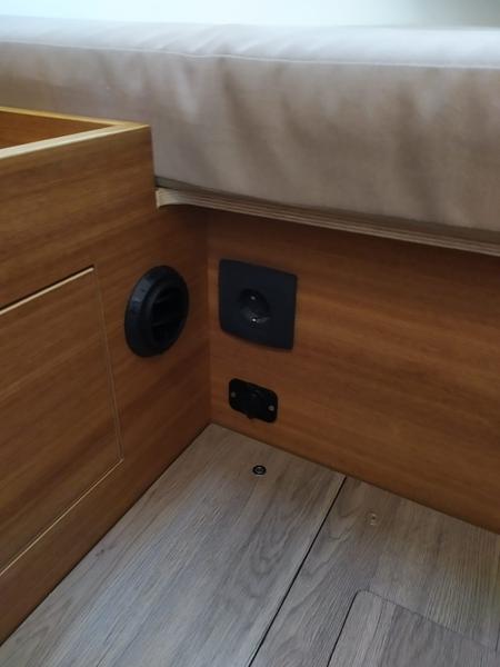 Book yachts online - sailboat - Elan Impression 40.1 - Baby Shark with A/C - rent