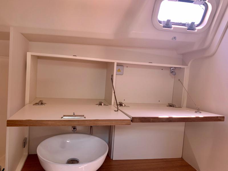 Book yachts online - sailboat - Hanse 445 - PHAZAN - rent