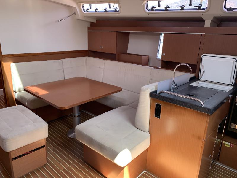 Book yachts online - sailboat - Hanse 445/3 - PALOMA 3 - rent
