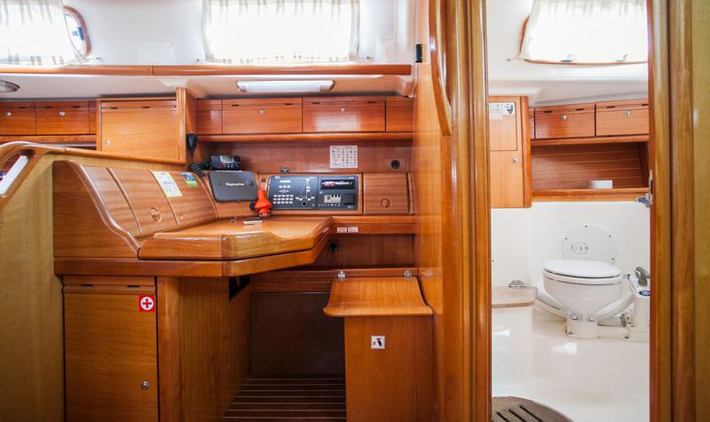 Book yachts online - sailboat - Bavaria 50 Cruiser - Helena 1 - rent