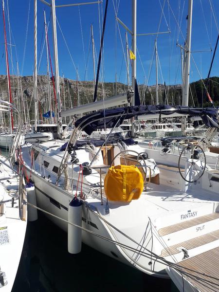 Book yachts online - sailboat - Bavaria Cruiser 51 - Fantasy - rent