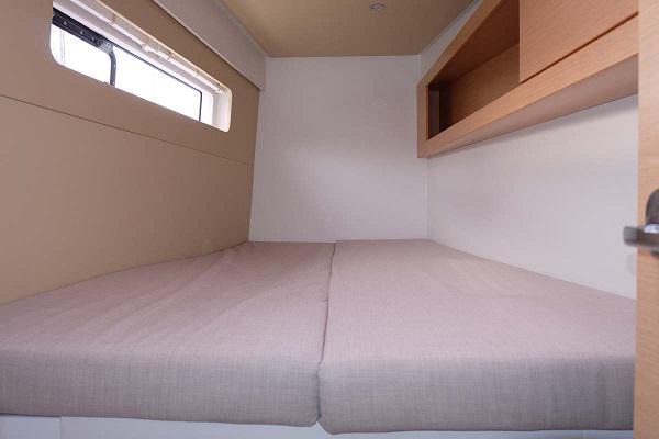 Book yachts online - catamaran - Nautitech Open 40 - BLUE POINT - rent