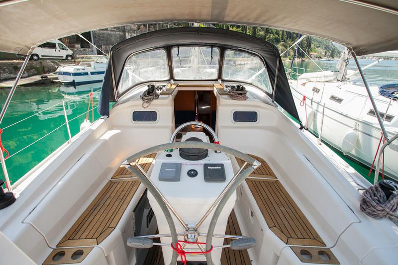 Book yachts online - sailboat - Elan 384 Impression - Relax Point - rent
