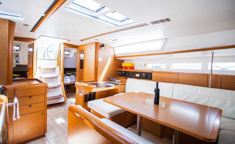 Book yachts online - sailboat - Sun Odyssey 509 - Rock Point - rent