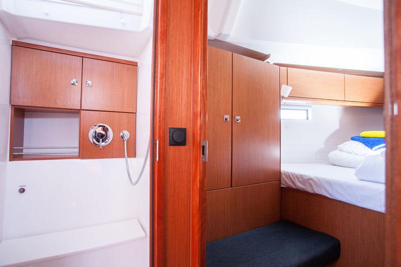 Book yachts online - sailboat - Bavaria Cruiser 46 - Set Point - rent