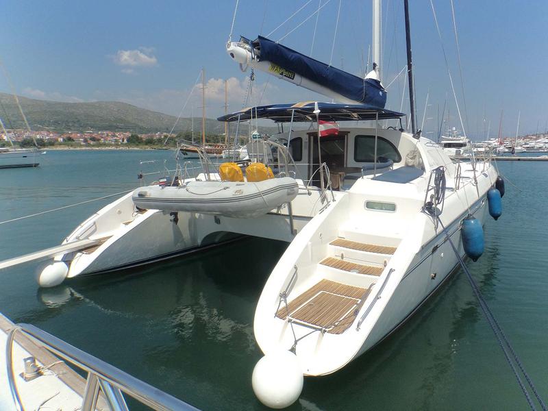 Book yachts online - catamaran - Privilege 465 - PANTARHEI   - rent