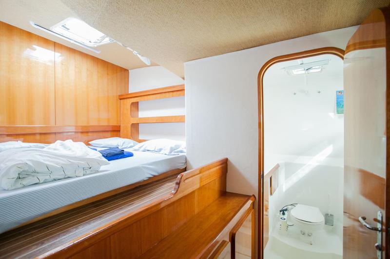 Book yachts online - catamaran - Privilege 465 - PANTARHEI   - rent