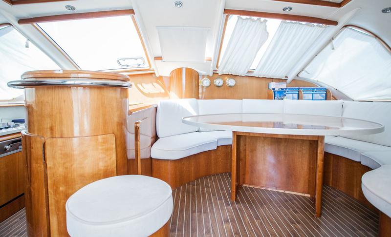 Book yachts online - catamaran - Privilege 465 - PANTARHEI   - rent