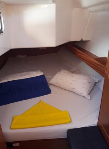 Book yachts online - sailboat - Bavaria Cruiser 34 - Valdo - rent