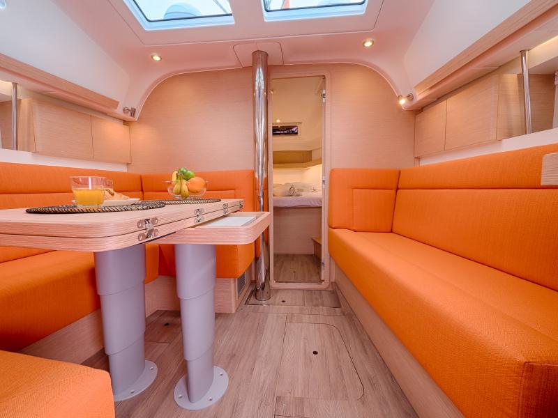 Book yachts online - sailboat - Elan 40 Impression - HAPPY  - rent