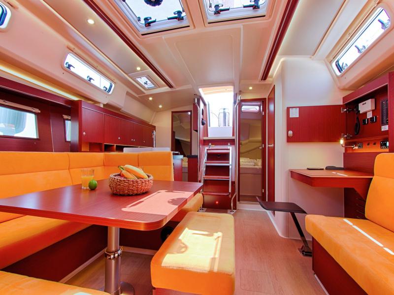 Book yachts online - sailboat - Hanse 455 - SEA LEGEND - rent