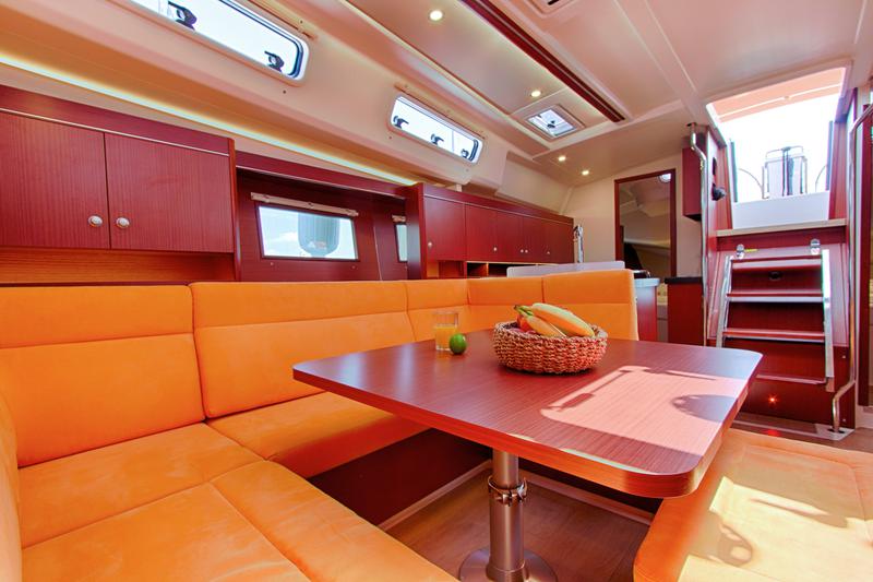 Book yachts online - sailboat - Hanse 455 - SEA LEGEND - rent