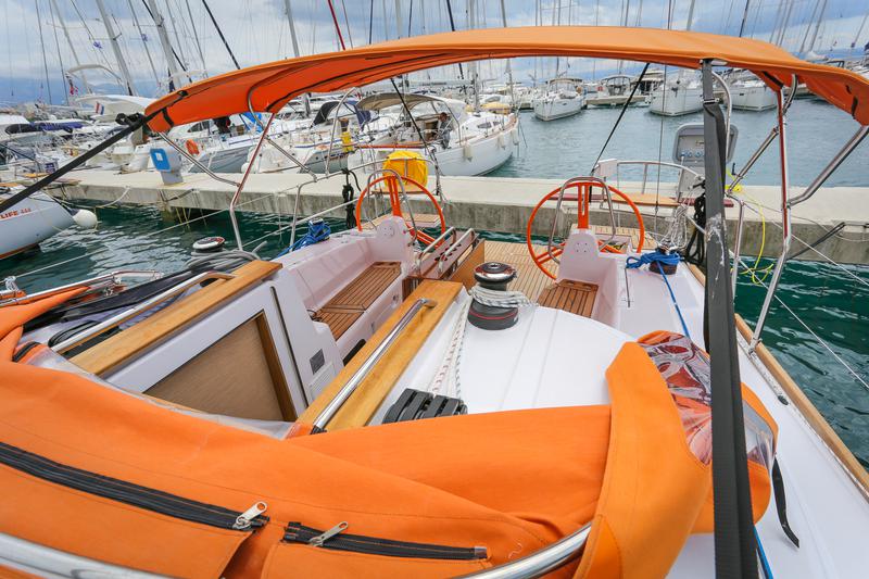Book yachts online - sailboat - Elan 40 Impression - RIO - rent