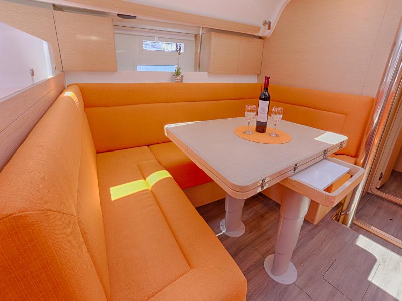 Book yachts online - sailboat - Elan 45 Impression - FROZEN - rent