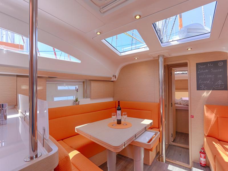 Book yachts online - sailboat - Elan 45 Impression - STAR - rent