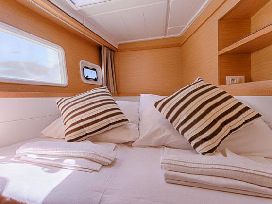 Book yachts online - catamaran - LAGOON 39 - DIRIDONDA - rent
