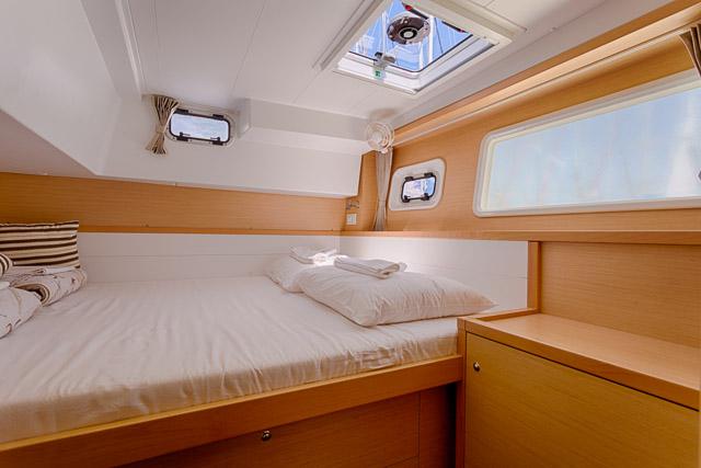 Book yachts online - catamaran - LAGOON 39 - DIRIDONDA - rent