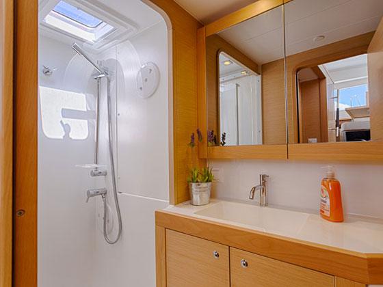 Book yachts online - catamaran - LAGOON 39 - DIRIDONDA - rent