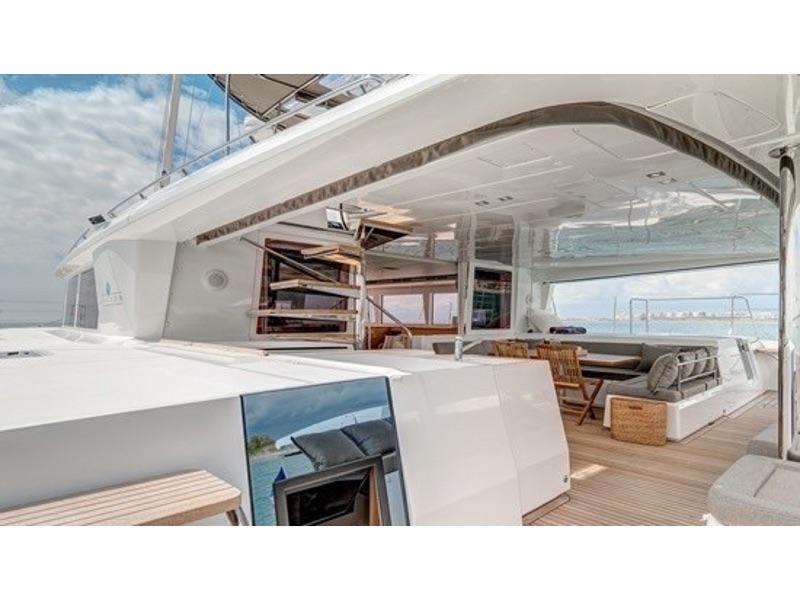 Book yachts online - catamaran - Lagoon 560 - 'O CAT  - rent