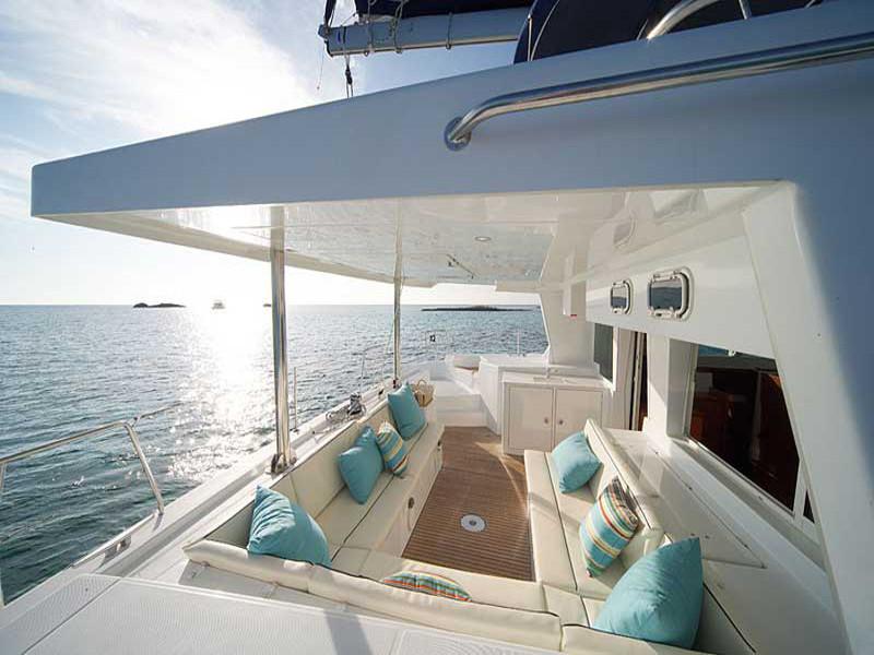 Book yachts online - catamaran - Lagoon 500 - ITALYCAT  - rent