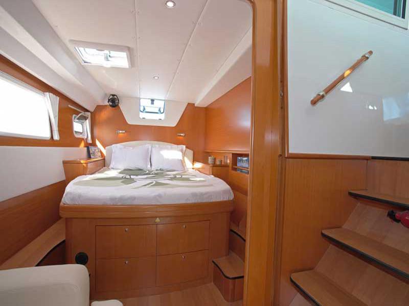 Book yachts online - catamaran - Lagoon 500 - ITALYCAT  - rent