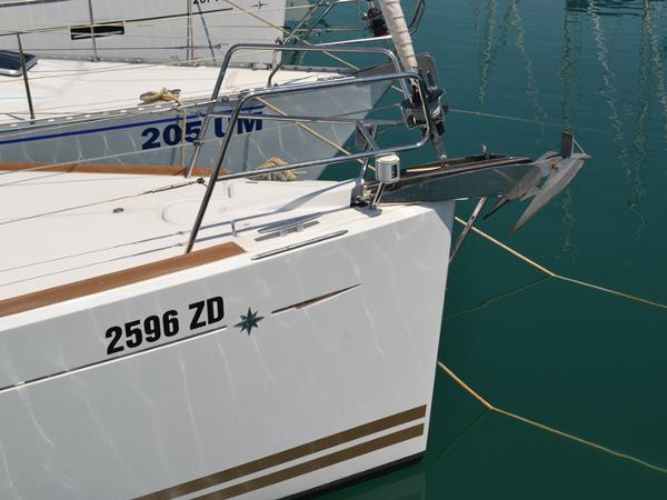 Book yachts online - sailboat - Sun Odyssey 379 - Soprano - rent